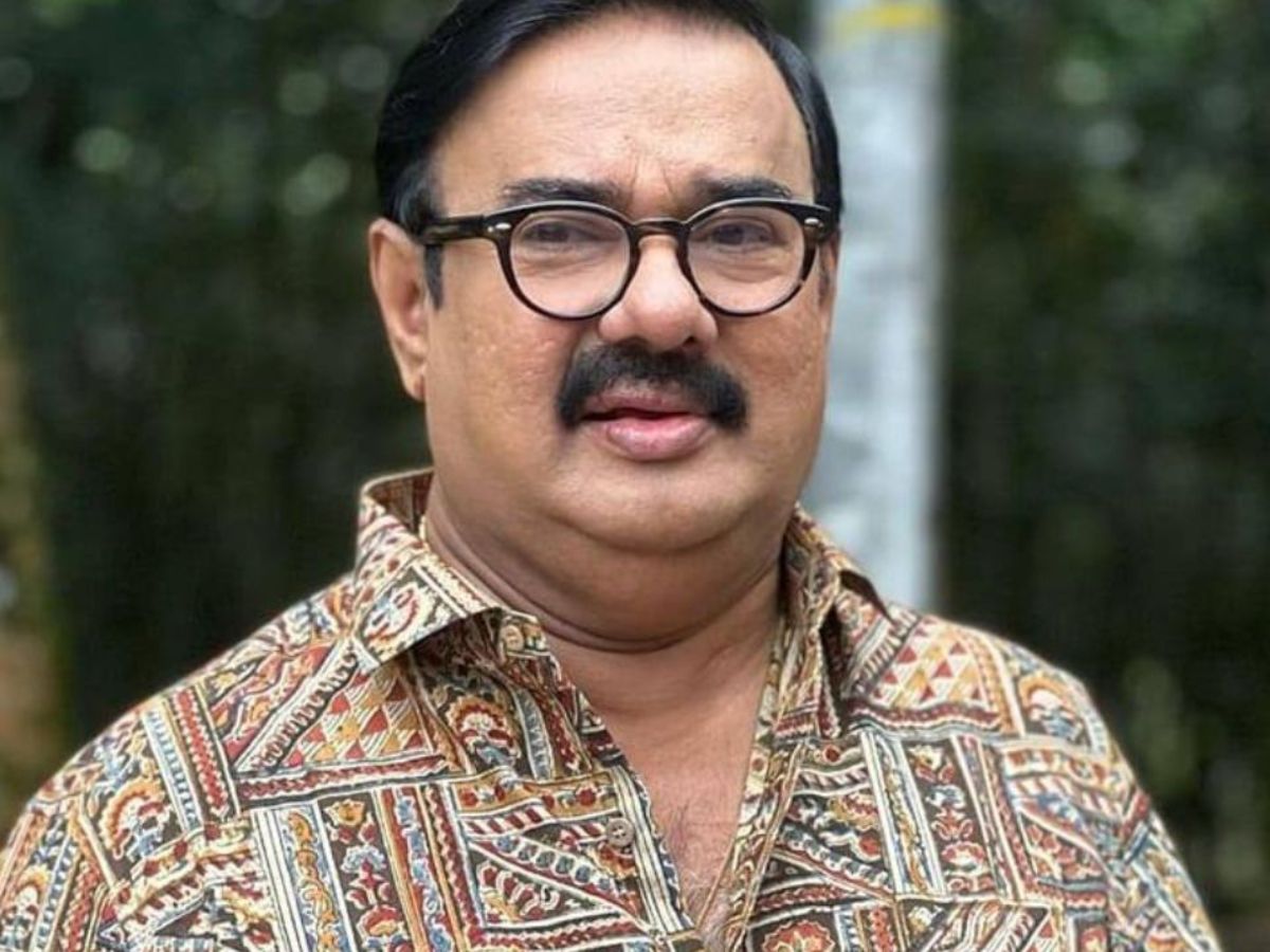 Maniyan pilla raju (2)